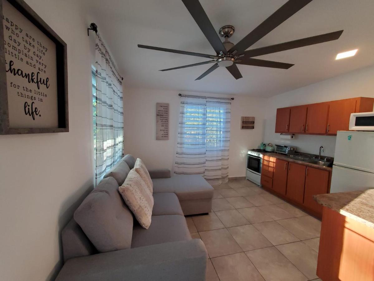 Aguadilla Sunrise Apt With Ac Wifi 8 Minute Walk From Crashboat Beach Екстериор снимка
